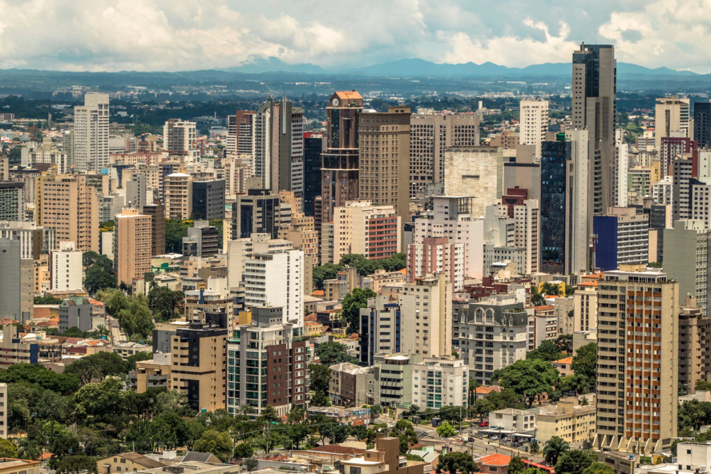 Preços de imóveis residenciais em Curitiba atingem média de R$ 373,9 mil