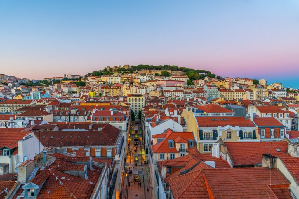 Mercado imobiliário português desacelera no 1º semestre de 2023
