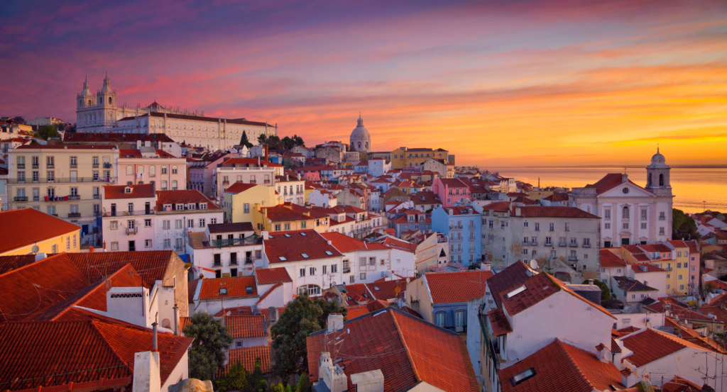 Mercado imobiliário em Lisboa: preços de moradias disparam e chegam até a leilões de aluguel