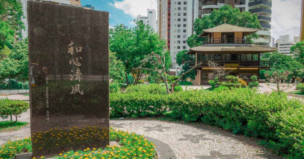 Água Verde e Centro são os bairros mais procurados, respectivamente, para venda e locação de imóveis em Curitiba