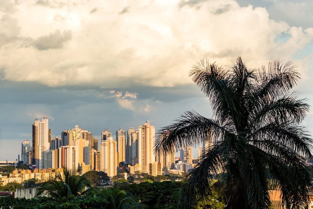 Apartamentos de Luxo e Custo da Mão de Obra Impulsionam Preço de Imóveis em Goiânia