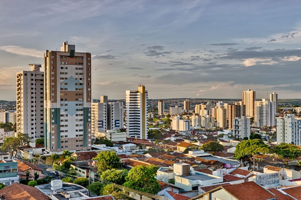 Mercado imobiliário de Bauru registra crescimento de 31% no VGV e valorização de 11,5% no metro quadrado em 2023