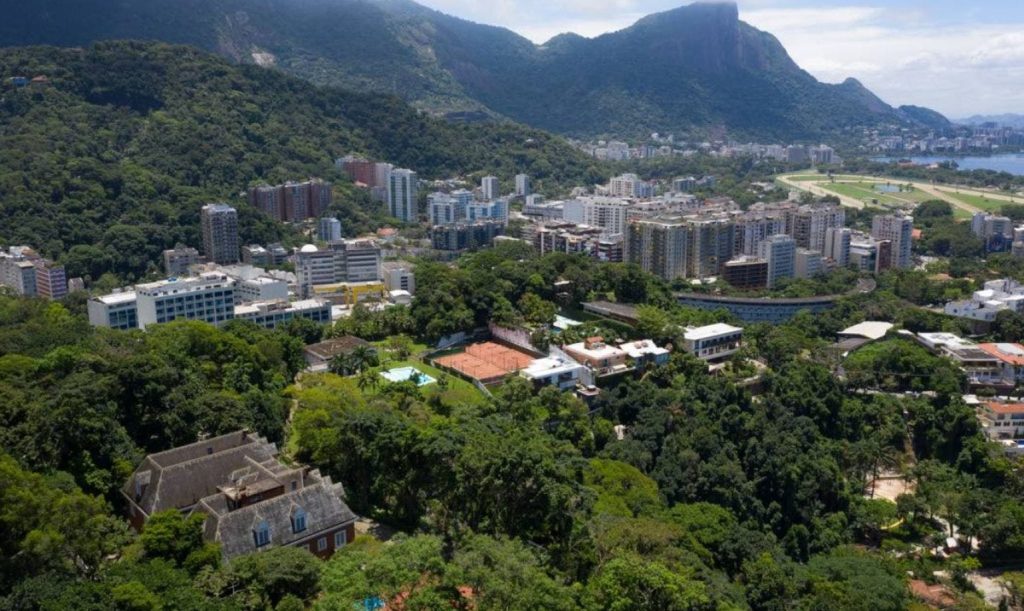 Construtora Compra Mansão de R$ 220 Milhões no Leblon e Planeja Condomínio de Luxo no Jardim Pernambuco