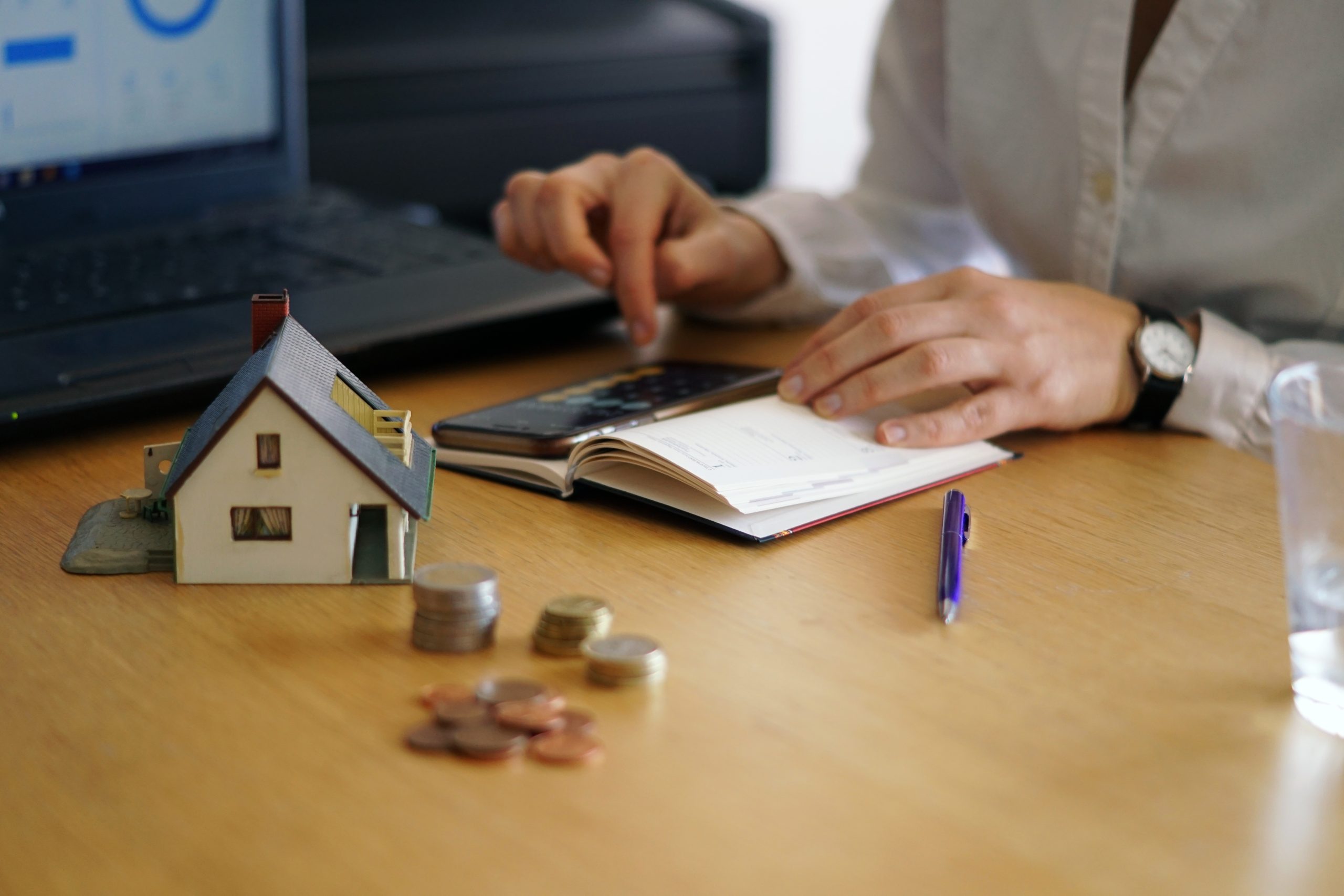 Investimentos imobiliários superam a Selic e registram retorno médio de 19,1% ao ano Imagem de Investimentos imobiliários superam a Selic e registram retorno médio de 19,1% ao ano